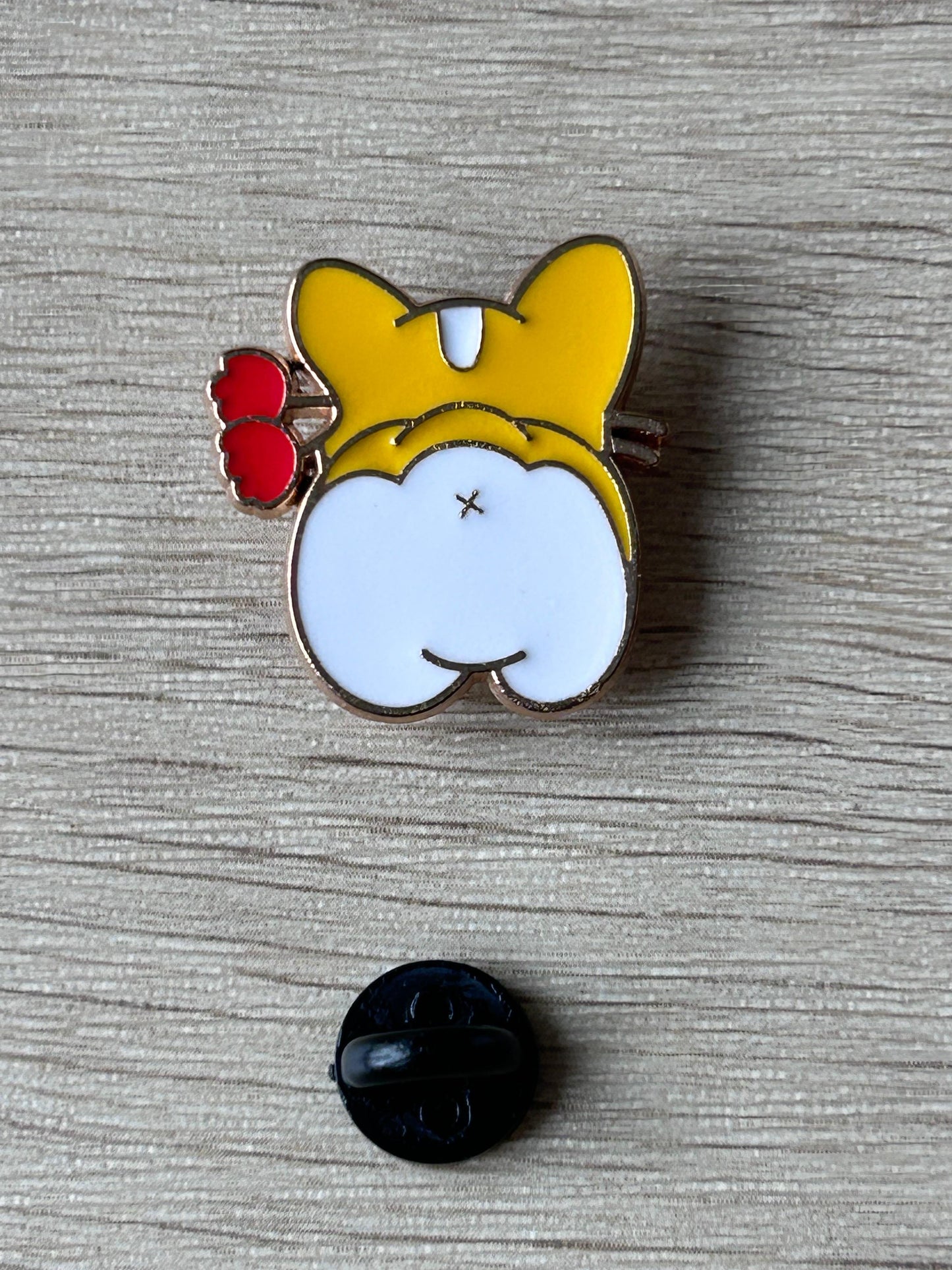 Pin's derrière de corgi