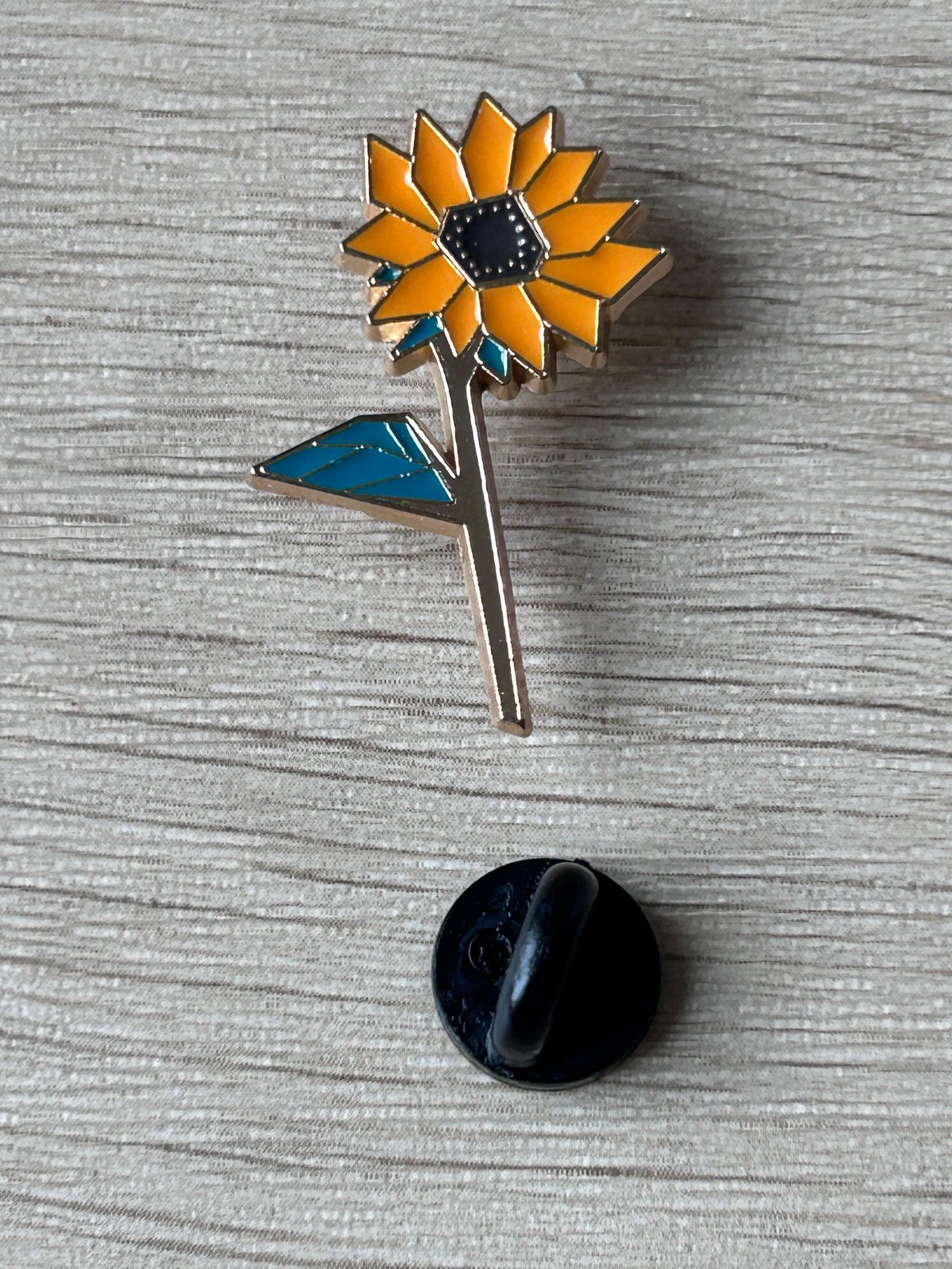 Pin's tournesol
