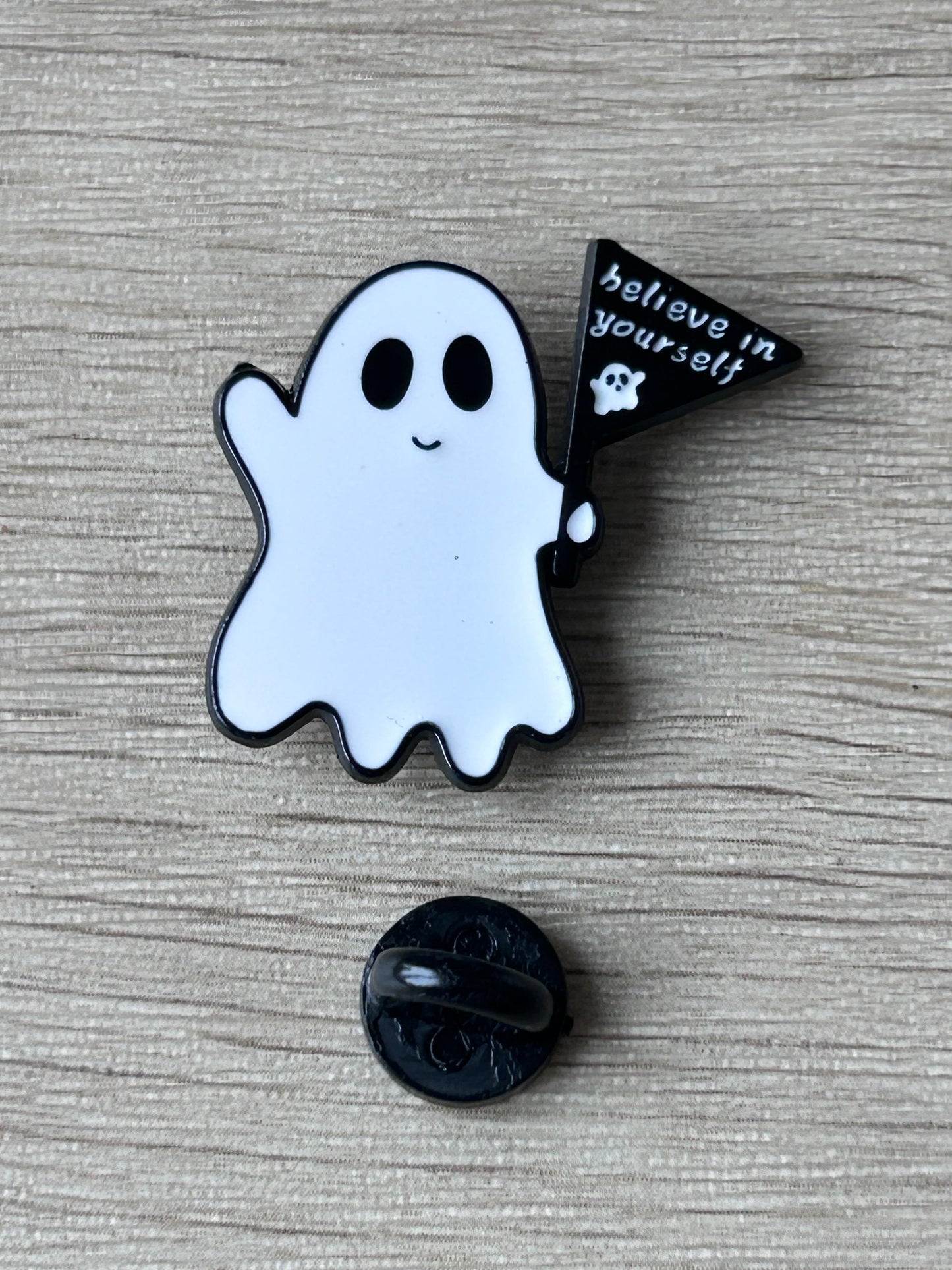 Pin's fantôme Believe in Yourself