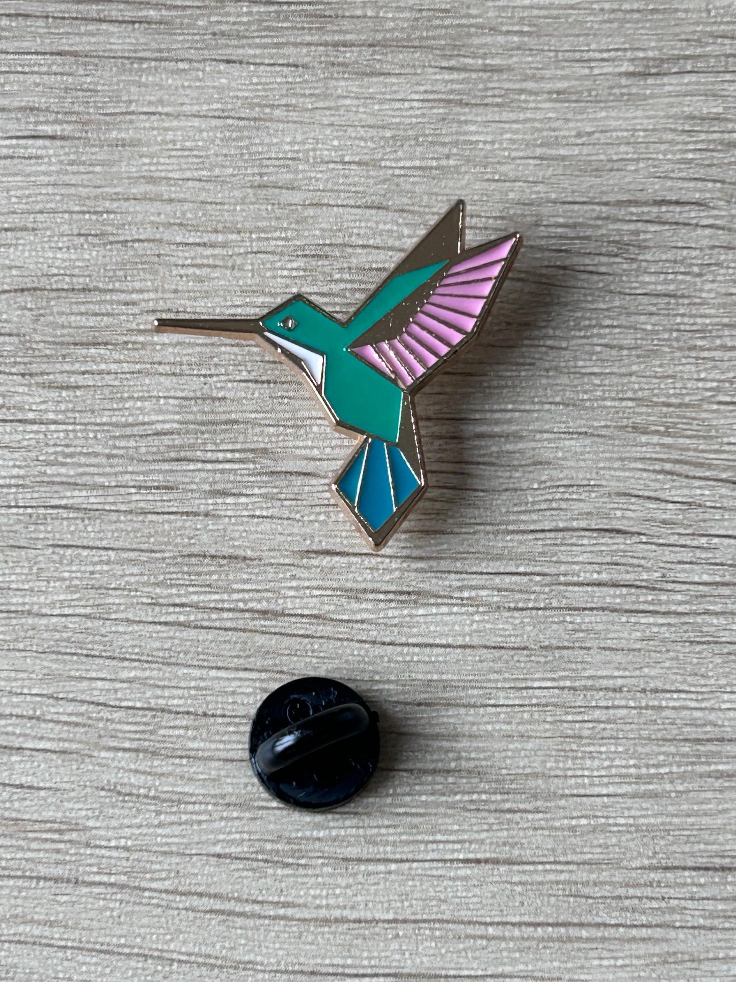 Pin's colibri en origami