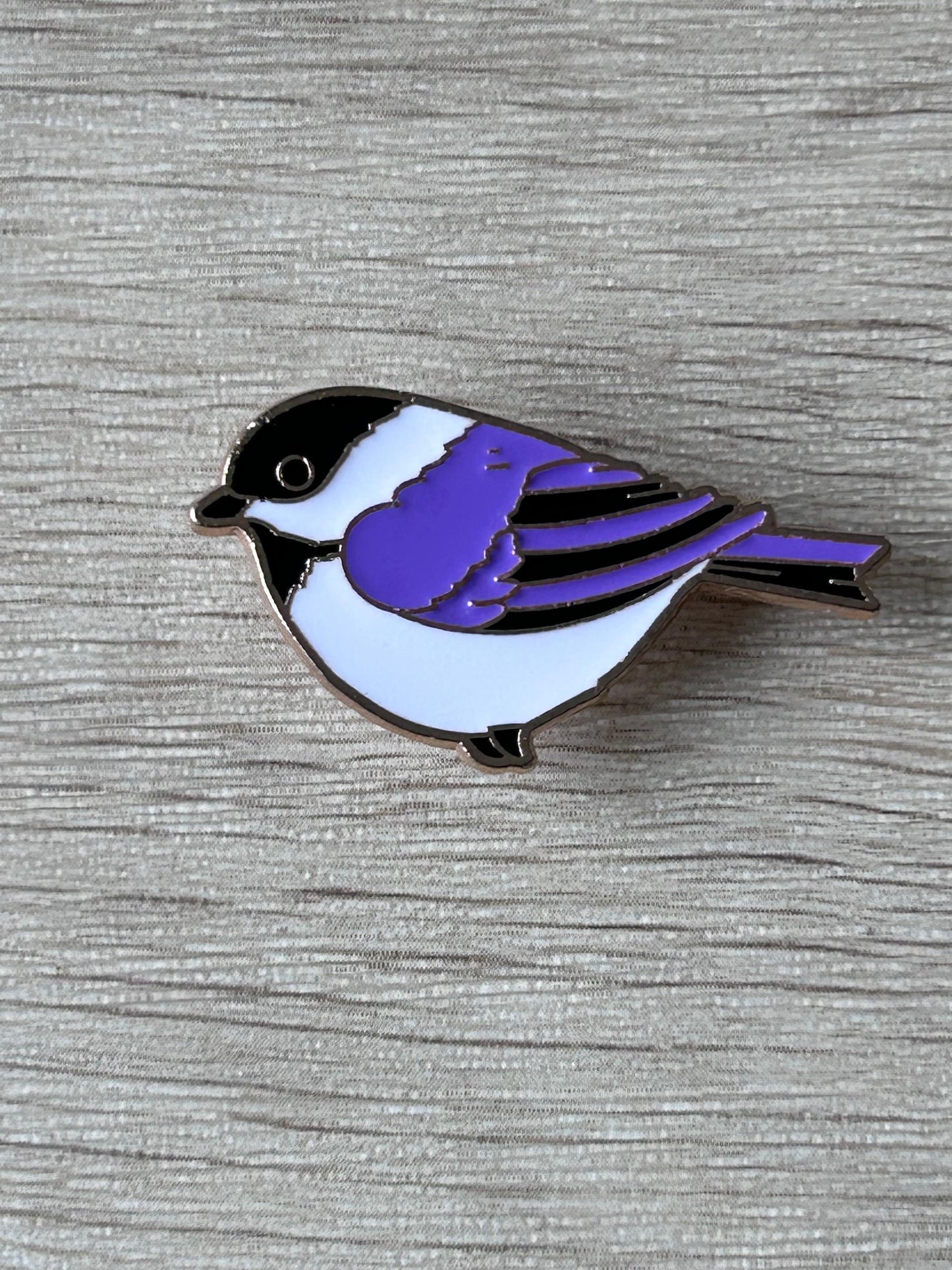 Pin's mésange violette
