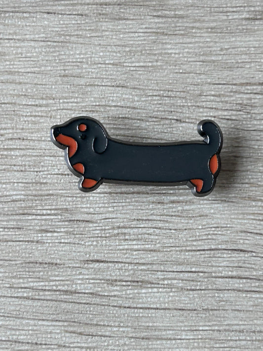 Pin's teckel