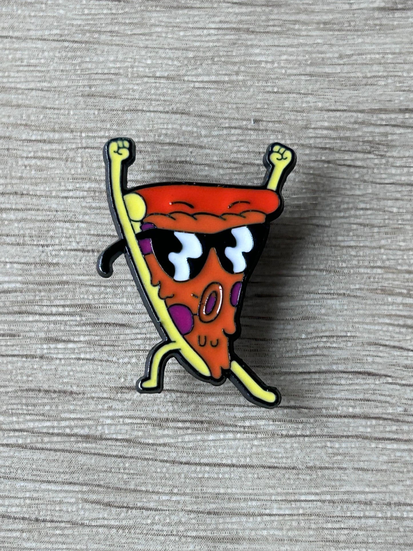 Pin's pizza qui danse