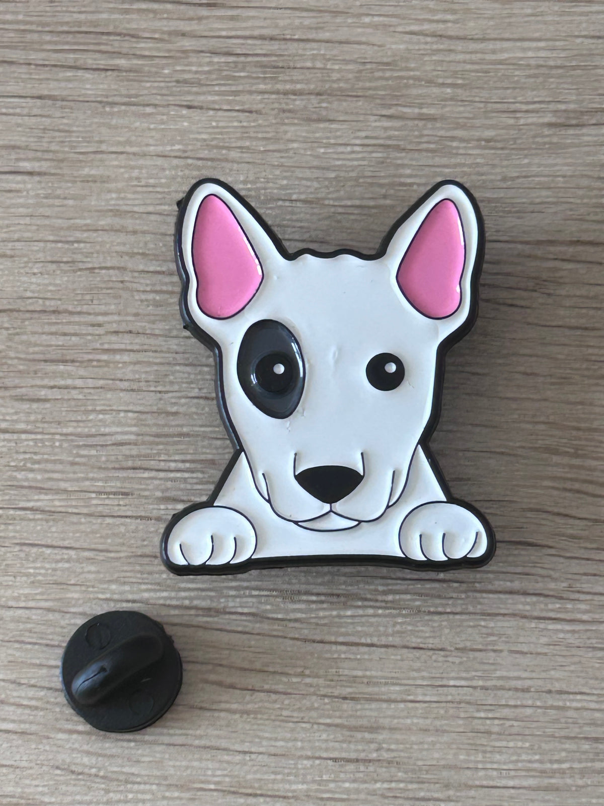 Pin's représentant un jack russell blanc au museau noir