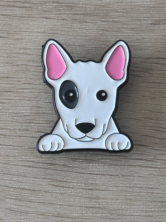 Pin Jack Russell à museau noir, visage blanc, oreilles roses, yeux noirs, contour noir.
