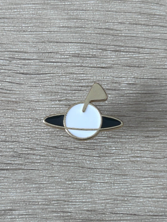 Broche Saturne minimaliste Pin's, anneaux noir et blanc